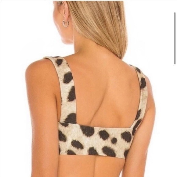 NWT We Wore What Leopard Bandeau Crop Top Athleisure  Sports Bra L - Picture 3 of 7